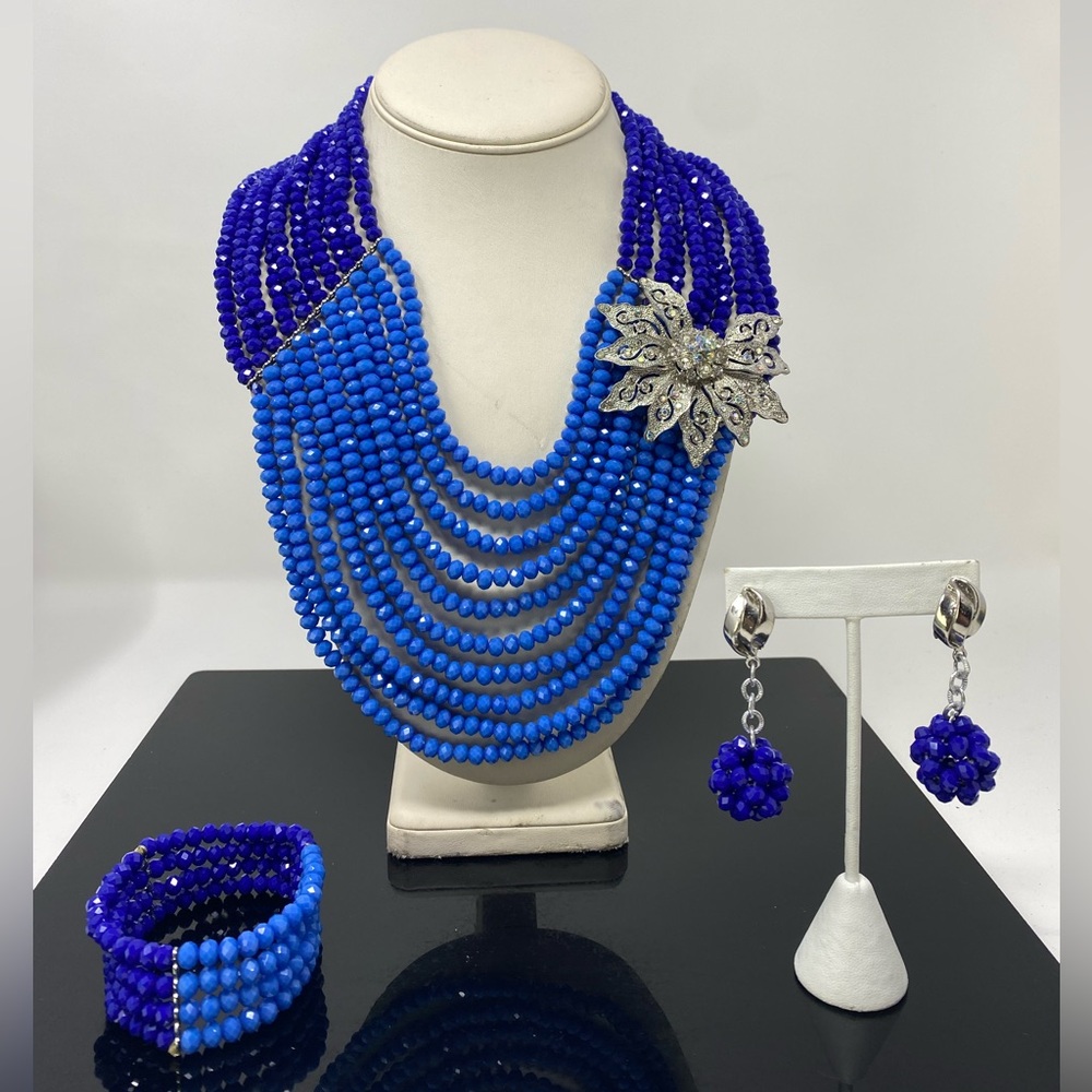 Elegant Blue Beaded Necklace Set with Silver Accents
